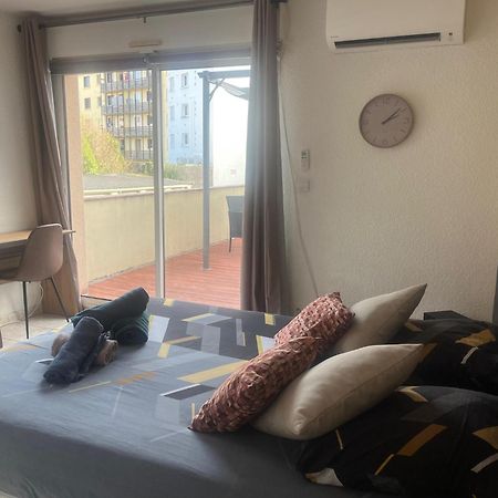 Studio Climatise Et Grande Terrasse Tarbes Centre エクステリア 写真