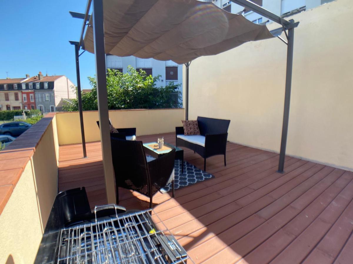 Studio Climatise Et Grande Terrasse Tarbes Centre エクステリア 写真